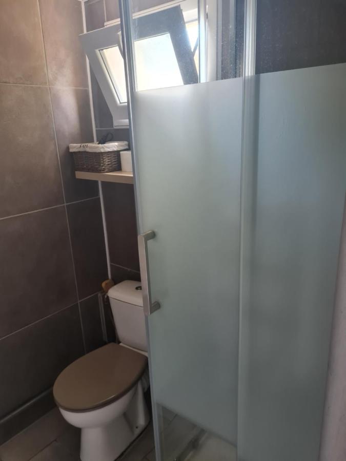 Chambre Cosy Avec Terrasse Leilighet Arles Eksteriør bilde